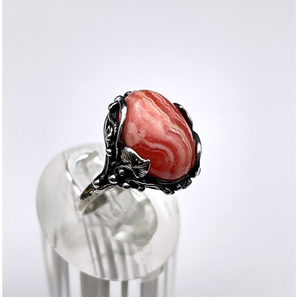 Vintage Jewelry - Vintage Pink Rhodochrosite Floral Ring Dainty Feminine Jewelry